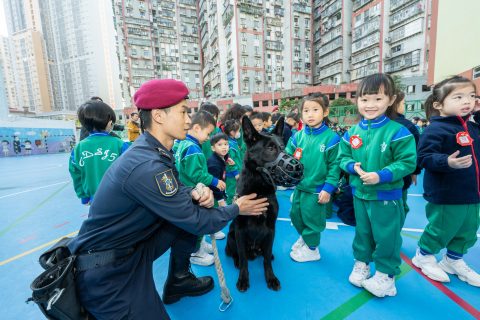 治安警察局警犬隊 - 2