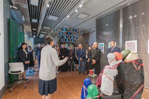 校慶系列活動 -「愛之所向」學生藝術作品展開幕式 - 4