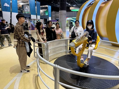 23-24學年中學英文部感受山與城 - 5