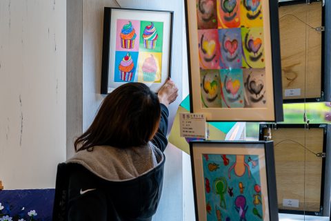 「馨雅相傳九十載」聖若瑟教區中學第五校慶祝校慶九十周年師生藝術作品展在子瞻廊開幕 - 9