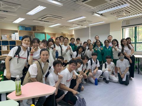  到聖羅撒英文中學參加英文活動 - 1