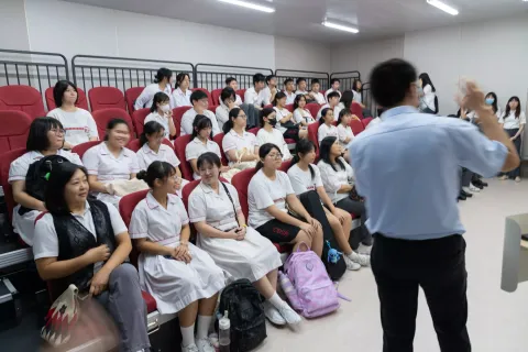 「中秋星月探索之旅」（中學部） - 2