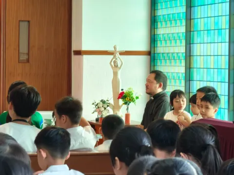 10月7日特別為世界祈求和平 - 2