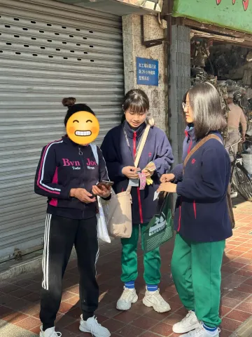 “鮑青網慈善賣旗”活動 - 10