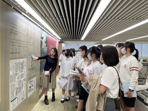 聖五報社成員到訪澳門日報 - 1