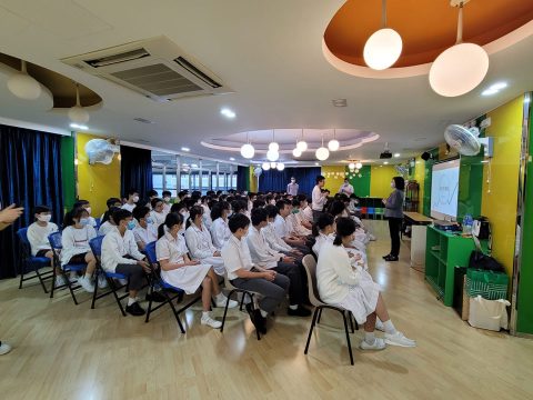 第六屆中學統計海報設計比賽 講座（中學部） - 2