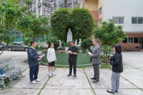 學生會校慶慈善藝墟善款捐贈與花地瑪聖母堂 - 3