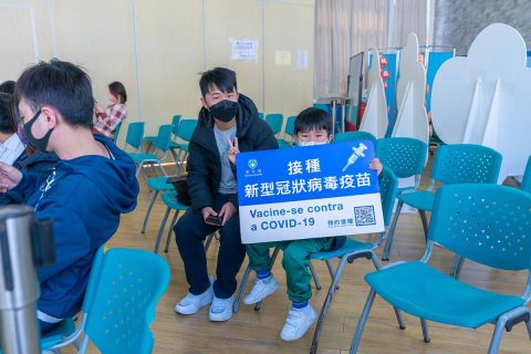 衛生局派員到本校舉辦疫苗接種專場 - 11