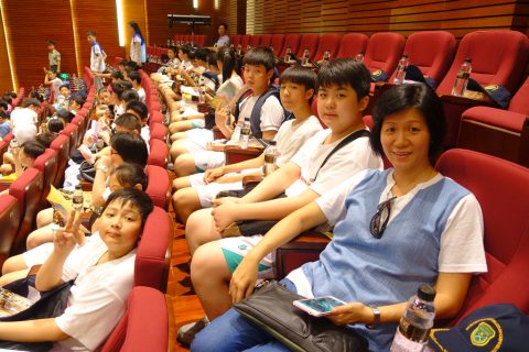 小學生與中國人民解放軍駐澳門部隊氹仔軍營文藝表演 - 2