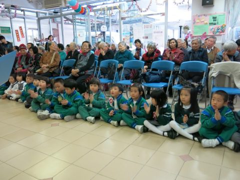 幼稚園外出探訪明愛 - 8