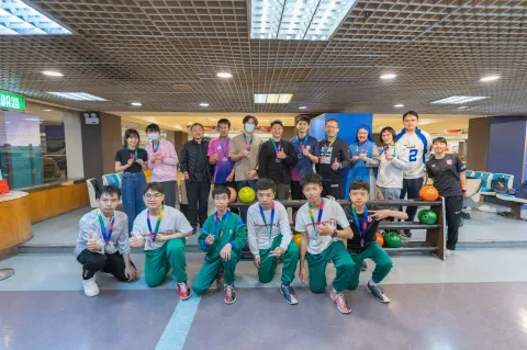 第二屆校慶保齡球師生賽 - 1