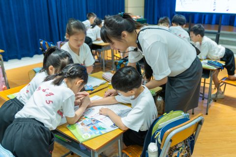 2025年4月24日小學中文部英文科同課異構 - 2
