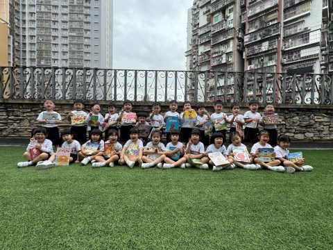 幼稚園K1參觀校內圖書館 - 9