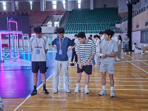 學生參與2025滬港澳台僑青年無人機邀請賽及低空經濟發展交流活動-中學 - 4