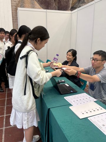 參觀立法會模擬票站 - 5