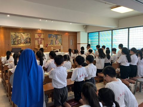 9月30日是本學年首次午間彌撒 - 1