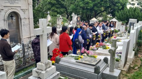 追念何神父祈禱禮儀 - 7