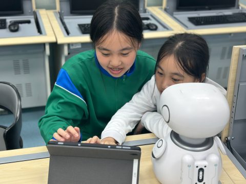 本校小飛教學機械人開課 - 3