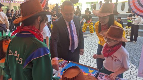 本校於聖若瑟大學國際文化嘉年華設立攤位 - 1