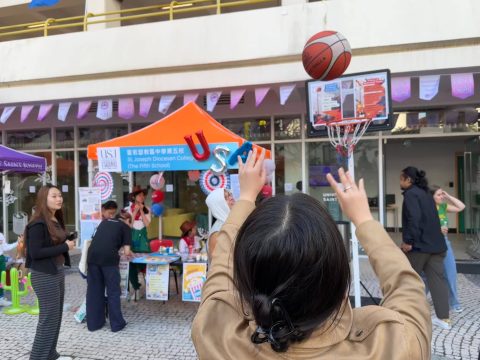 本校於聖若瑟大學國際文化嘉年華設立攤位 - 2