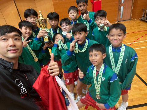 男子小學排球隊榮獲亞軍 - 12