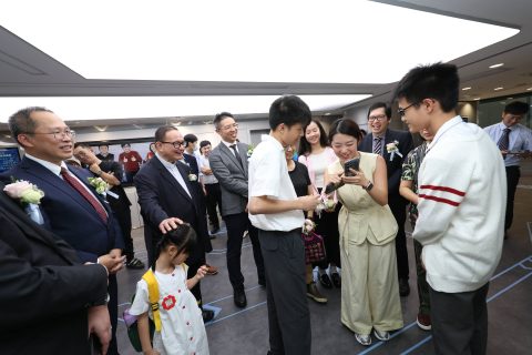 聖五藝術作品、智慧教學及科技教育成果展揭幕 - 14