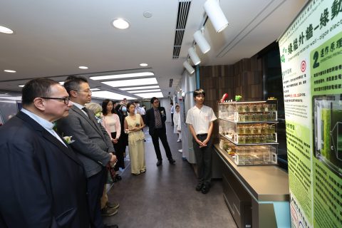 聖五藝術作品、智慧教學及科技教育成果展揭幕 - 11