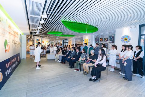 聖五藝術作品、智慧教學及科技教育成果展揭幕 - 10