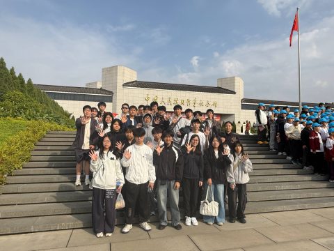 高三及 F.6畢業旅行圓滿結束 - 1