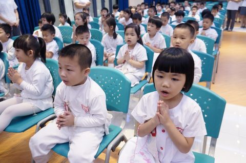 誦念玫瑰經（幼稚園） - 4
