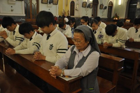 高二宗教教育 - 4