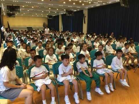 小學中文部誦諗玫瑰經 - 2