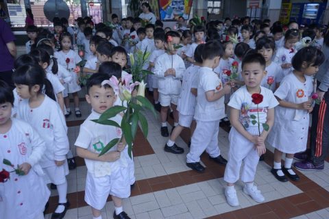 幼稚園誦唸玫瑰經(5月26日) - 2