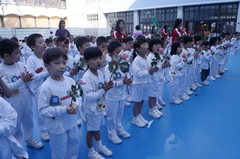 幼稚園玫瑰經 - 1