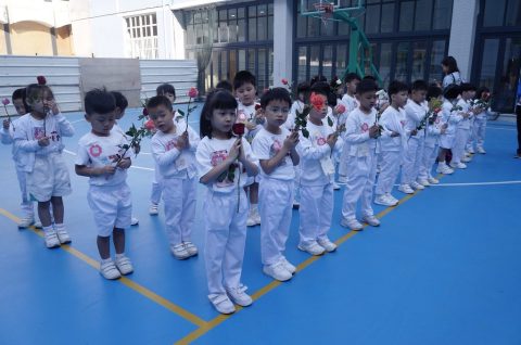 幼稚園玫瑰經 - 12