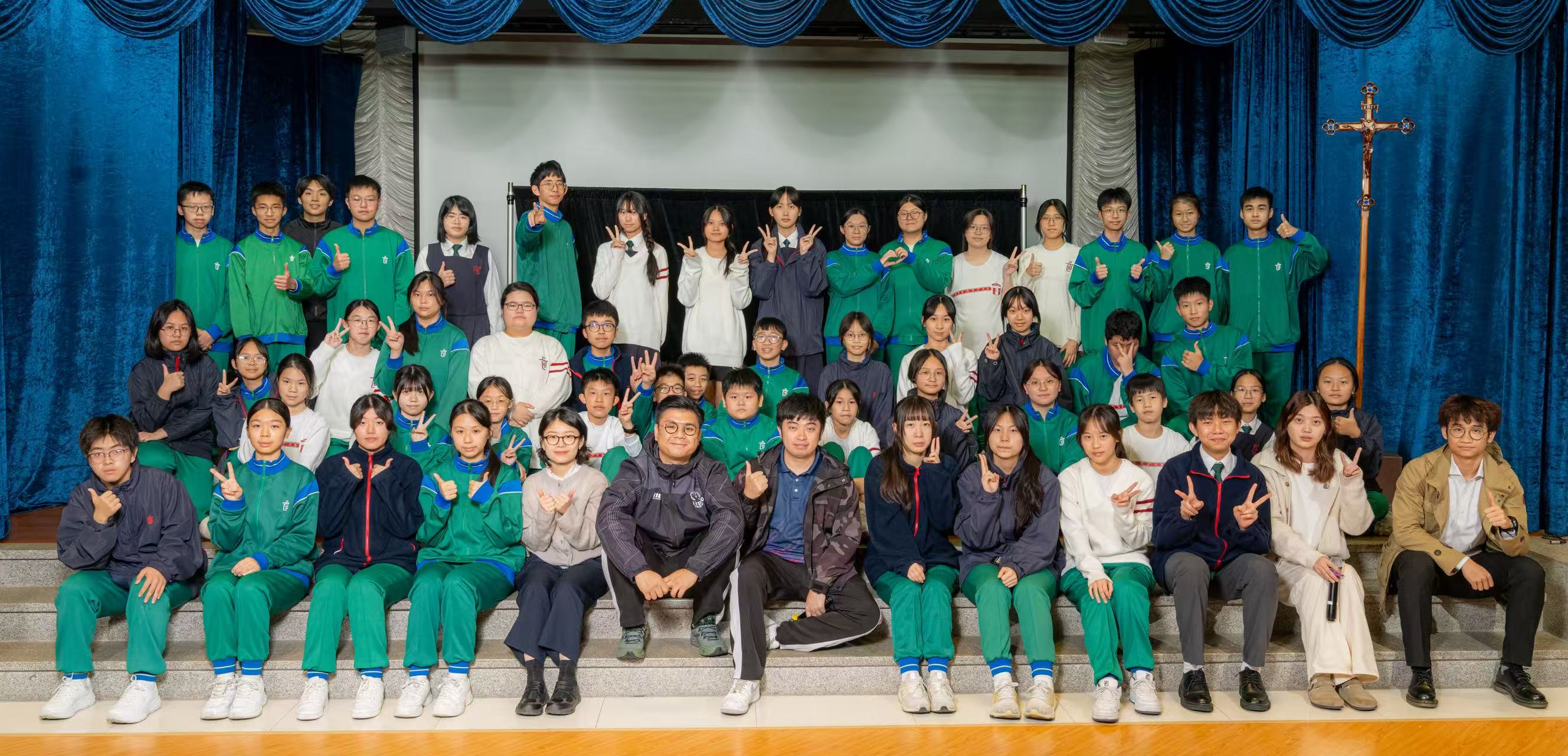 iSchoolTV及音響組合照